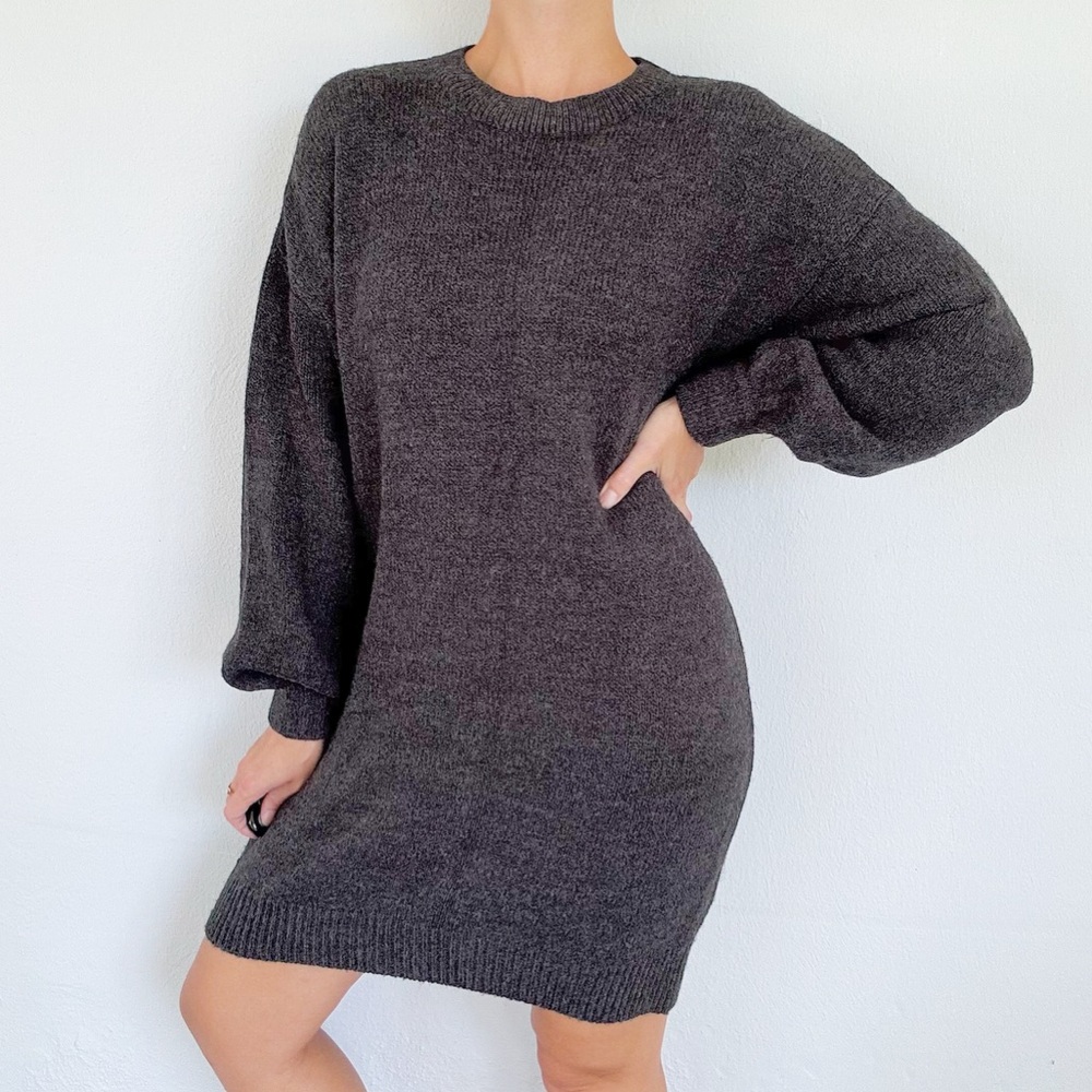 ASOS design dark gray oversized long sleeve crewneck mini sweater dress size XS